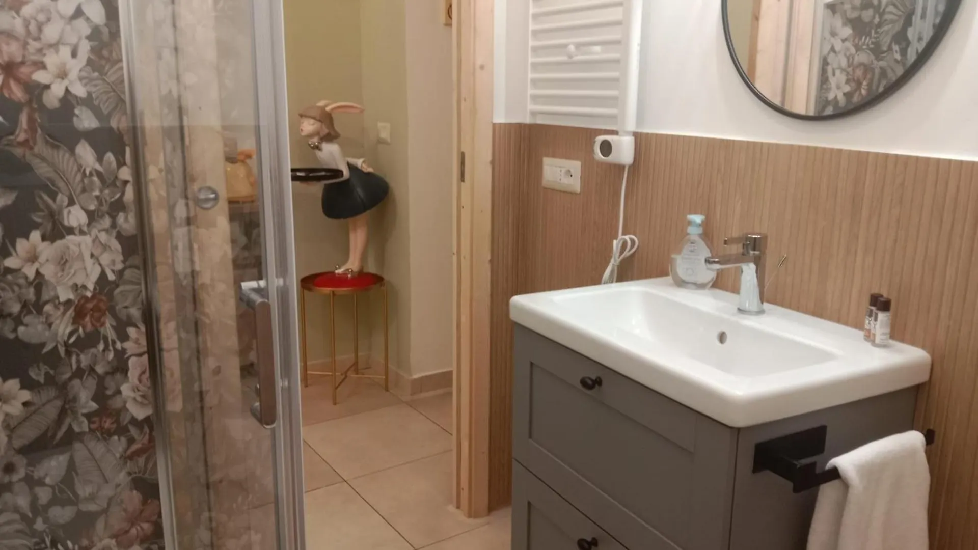 Gina House Apartment Catania Italy